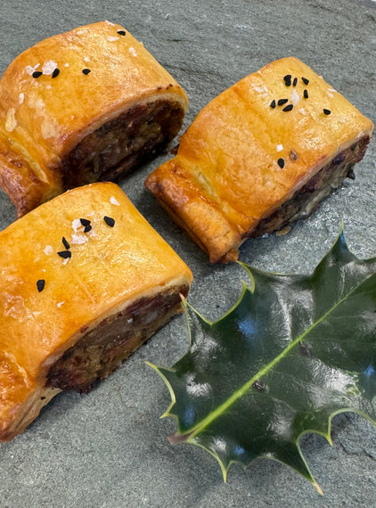 Chickpea and chestnut sausage roll, roast onion, spinach, sage, aged cheddar.