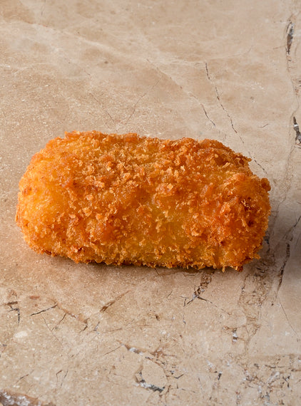 Smoked haddock and parsley croquette, dill pickle tartar (2 per portion)