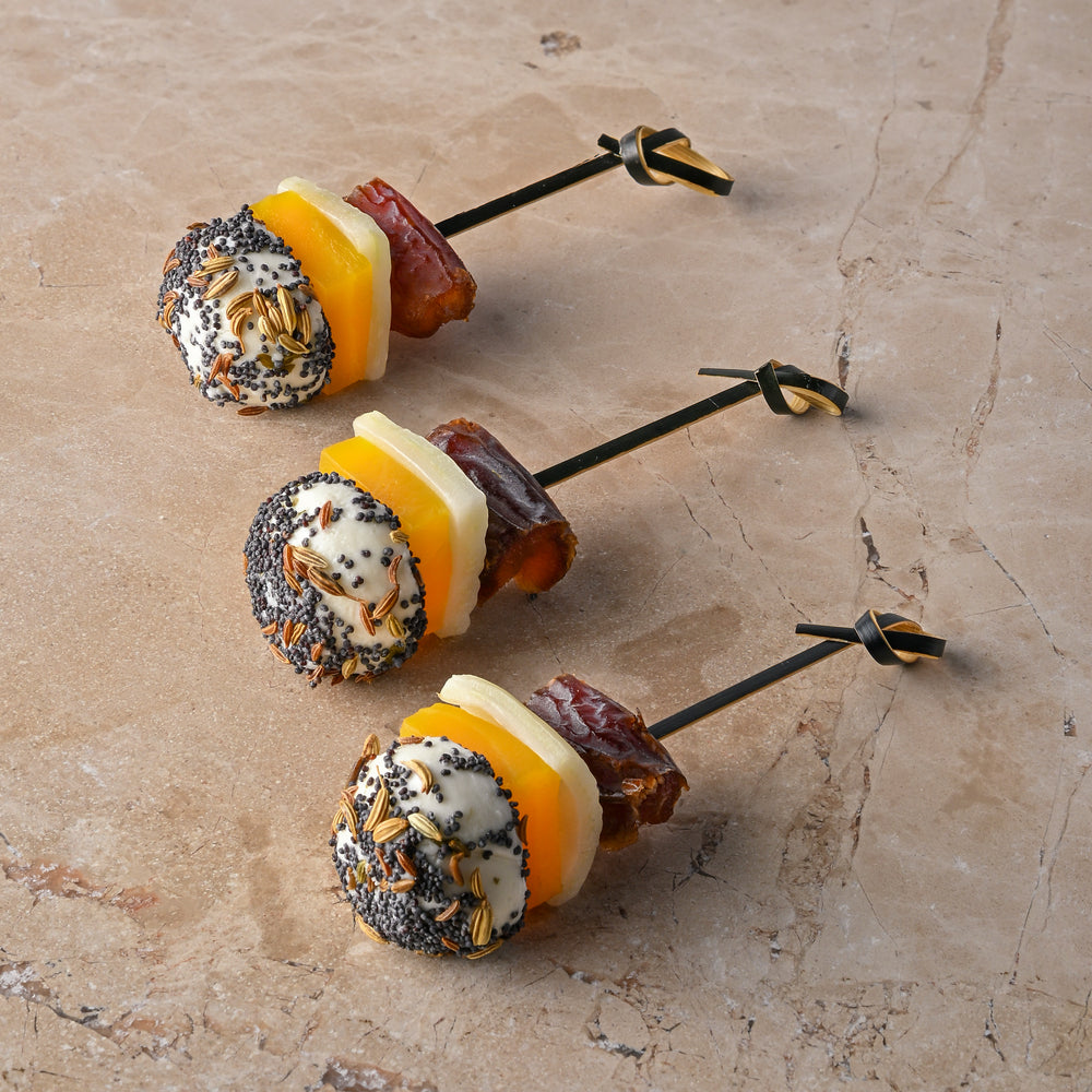 Poppy, fennel and cumin seed rolled goat’s cheese, pickled golden beetroot, medjool date (GF)