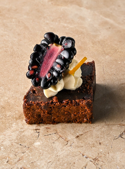 Salted caramel brownie, vanilla cream, blackberry