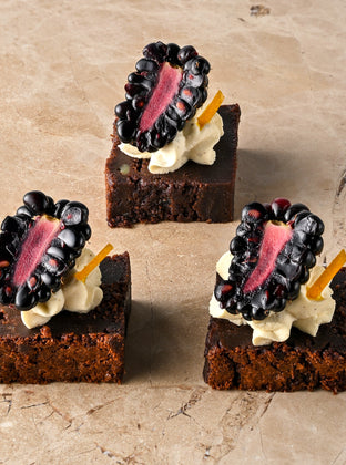 Salted caramel brownie, vanilla cream, blackberry