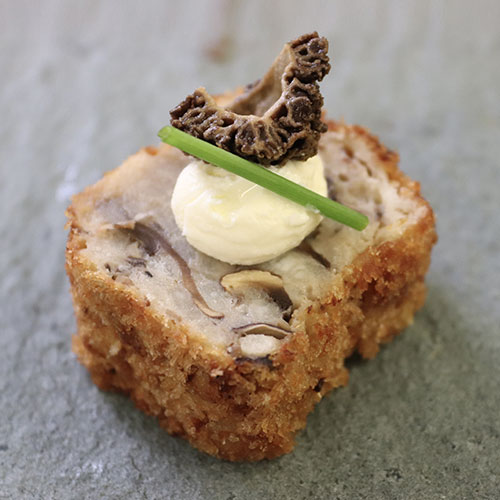 Wild mushroom arancini, shimeji, morelle, truffle crème