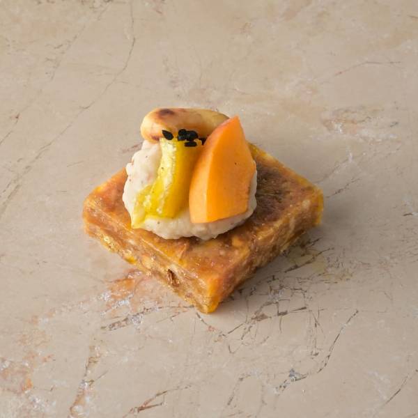 Spiced savoury date fudge, pink pepper bean puree, lime pickle, cashew, fresh apricot_1 img